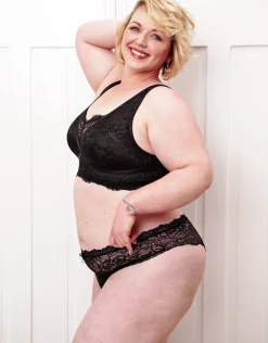 Brazilian-Slip Eliana Satin black*SugarShape