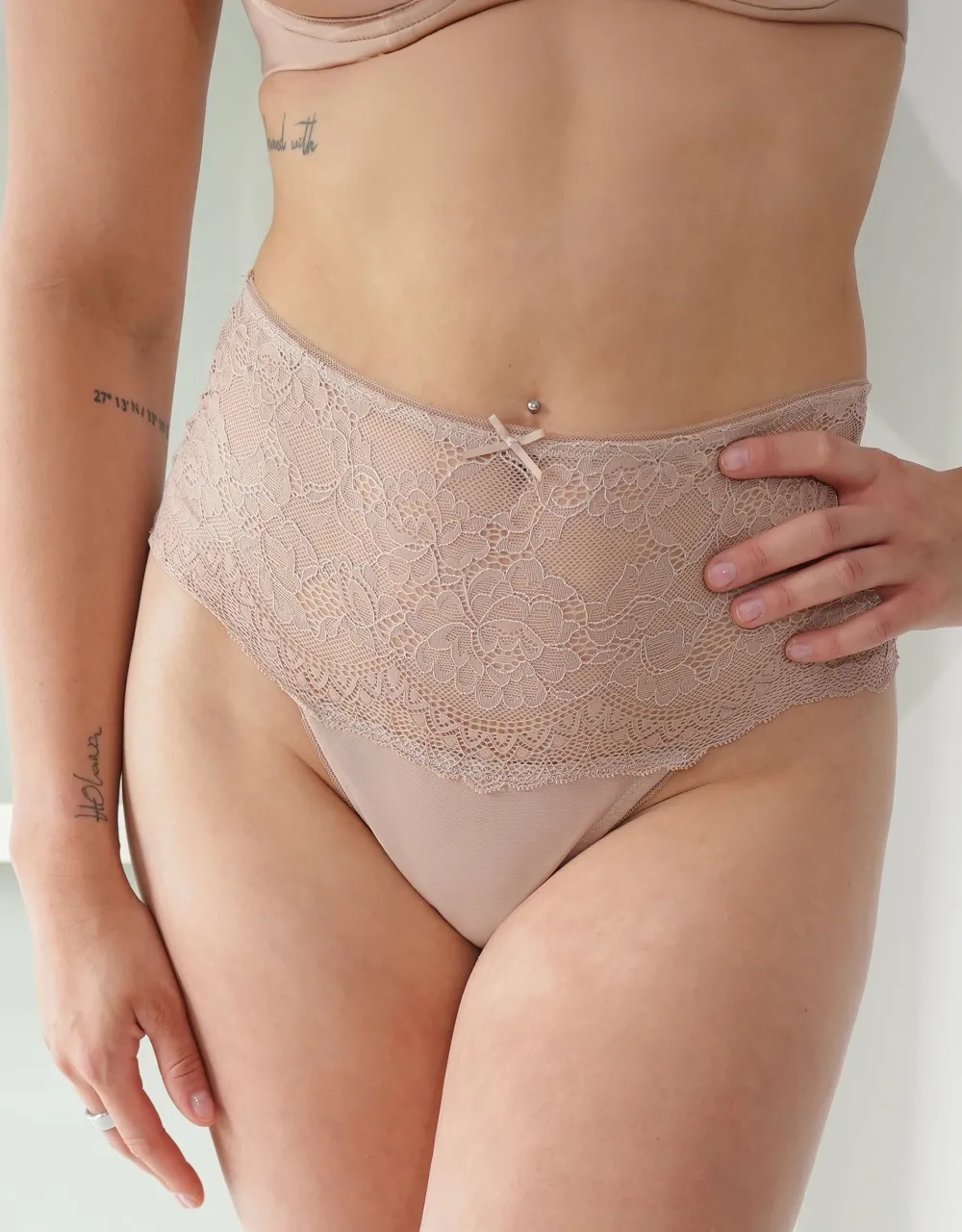 High-String Lace Basic cappuccino*SugarShape Sale