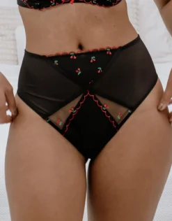 High-Waist-Brazilian Belle black cherry*SugarShape Outlet