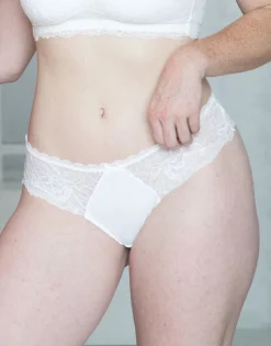 String Suki ivory*SugarShape Outlet